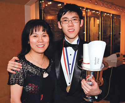 范克莱本国际钢琴赛华裔首次夺冠 张昊辰谱历
