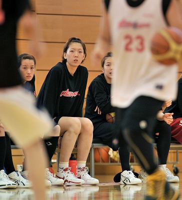 日本女子篮球联赛为吸收中国出身运动员修改章