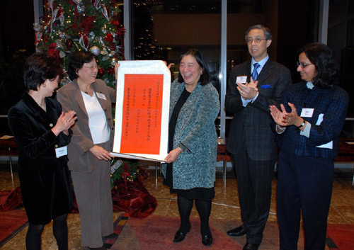 芝加哥亚裔办招待会贺华裔陈远美白宫任要职